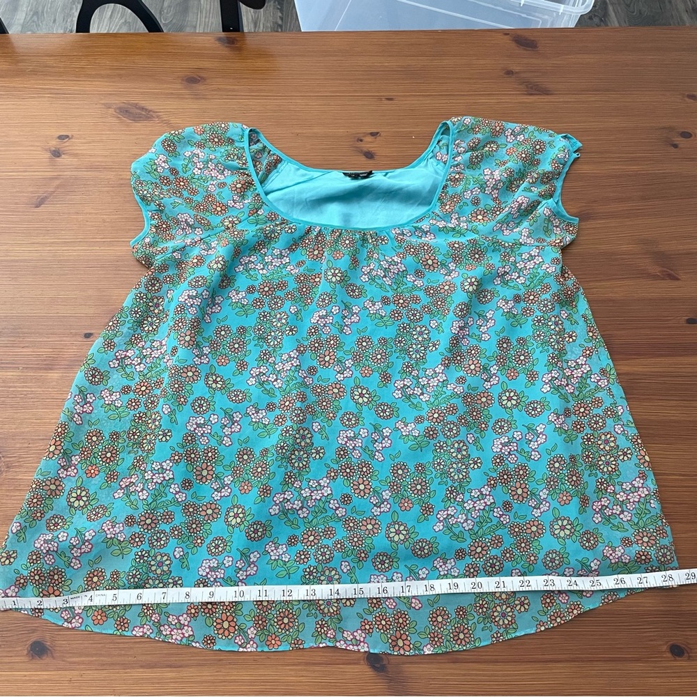 Nicole by Nicole Miller Retro Inspired Floral Top - Size 14 - Picture 7 of 10